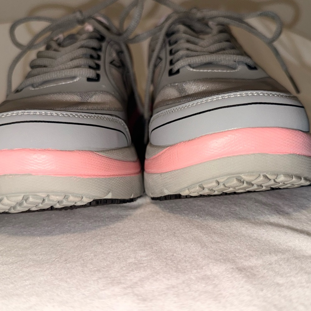 Gravity Defyer Gdefy Women’s Walking Shoes Size 9 Gray Pink Orthopedic - Picture 4 of 11